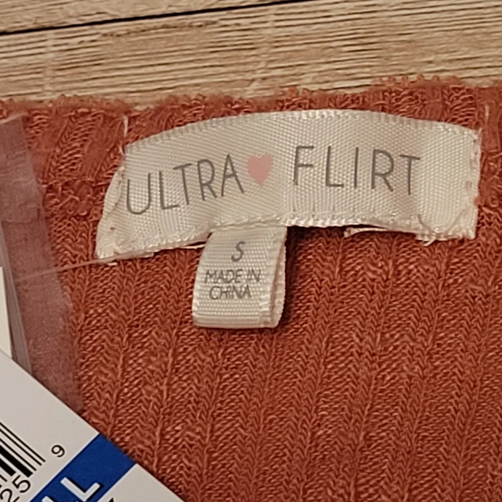 ULTRA FLIRT CROP TOP | NWT | LACE TRIM | TIE-FRONT | CROP TOP